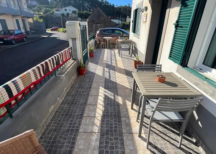 Casa Costa Homestay *